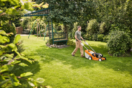 Газонокосилка STIHL RM 448 TX бензиновая самоходная в Санкт-Петербурге
