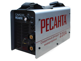 Сварочный аппарат Ресанта САИ-220 в кейсе