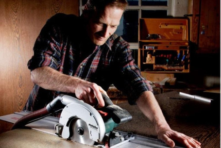 Ручная дисковая пила Metabo KSE 55 VARIO PLUS 601204000 в Санкт-Петербурге