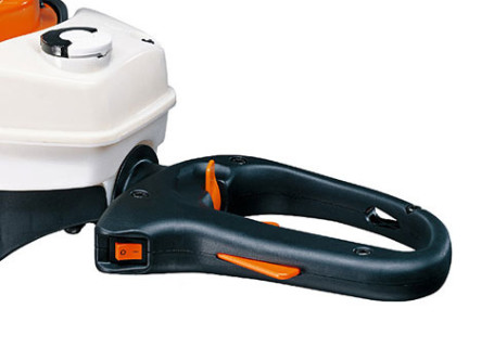 Кусторез бензиновый STIHL HS 82 T (60 см) 42370112951 в Санкт-Петербурге