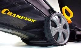Бензиновая газонокосилка Champion LM5345