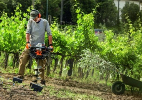 Бензобур STIHL BT 131 43130112120 в Санкт-Петербурге