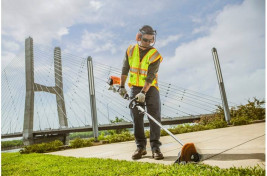 КомбиМотор (комбидвигатель) STIHL KM 131 R