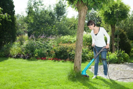 Триммер электрический GARDENA SmallCut 300/23  09805-20.000.00 в Санкт-Петербурге