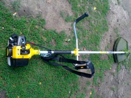 Триммер бензиновый Huter GGT-1300T в Санкт-Петербурге