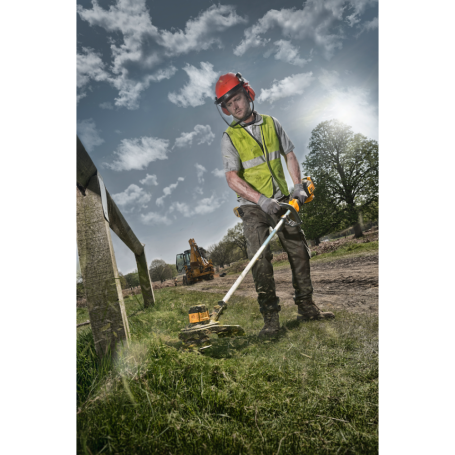 Аккумуляторная коса XR 18 В DEWALT DCM561P1-QW в Санкт-Петербурге