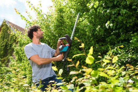 Электроножницы садовые GARDENA ComfortCut 550/50 09833-20.000.00 в Санкт-Петербурге