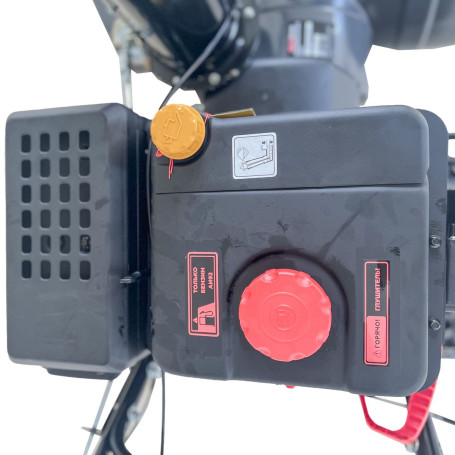 Бензиновый снегоуборщик EVOline SBG 760 TLE в Санкт-Петербурге