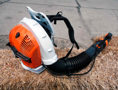 Воздуходувка бензиновая STIHL BR 700 42820111621 в Санкт-Петербурге