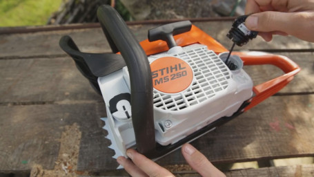 Бензопила STIHL MS 250 16" 11232000831 в Санкт-Петербурге