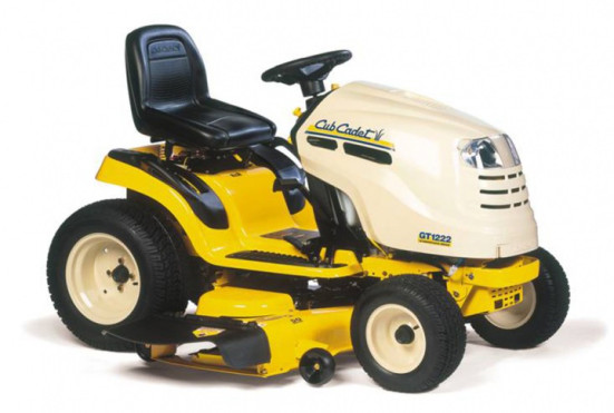 Садовый трактор Cub Cadet CC 1015 в Санкт-Петербурге
