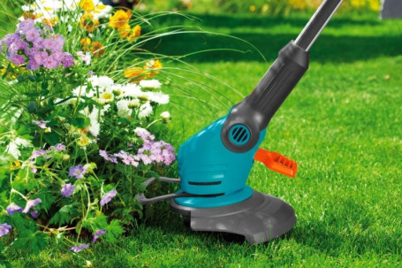 Триммер аккумуляторный GARDENA EasyCut Li-18/23R 09823 в Санкт-Петербурге