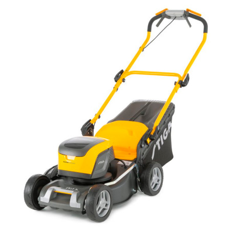 Аккумуляторная газонокосилка Stiga Combi 48 SQ DAE
