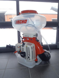 Опрыскиватель-распылитель бензиновый Ec6110ho DM-