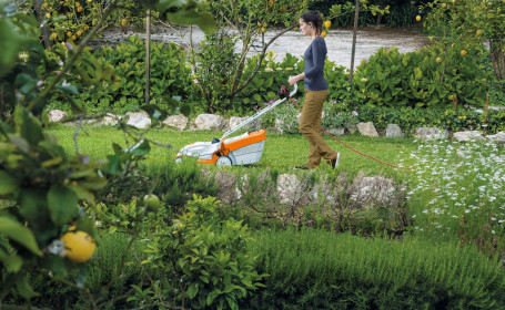 Газонокосилка электрическая STIHL RME 235 в Санкт-Петербурге