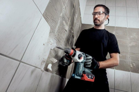 Аккумуляторный перфоратор Metabo KHA 18 LTX BL 24 Quick 600211660 в Санкт-Петербурге