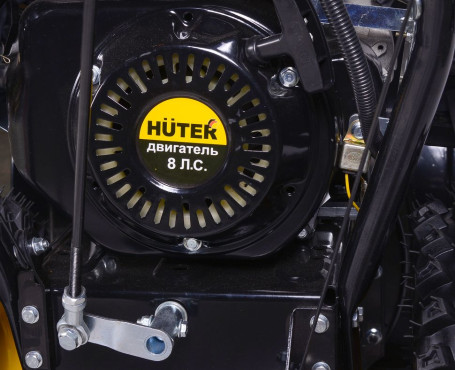 Снегоуборщик бензиновый Huter SGC 6000 в Санкт-Петербурге