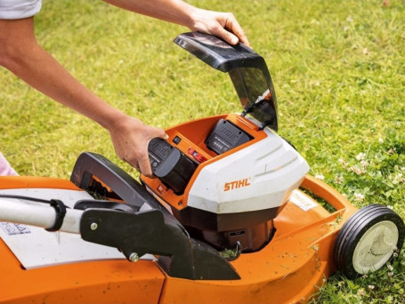 Газонокосилка аккумуляторная Stihl RМА 443.0 C SET (AP 200, AL 101) в Санкт-Петербурге
