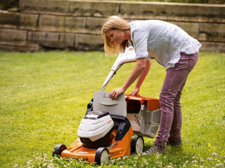 Газонокосилка аккумуляторная Stihl RМА 443.0 C SET (AP 200, AL 101) в Санкт-Петербурге