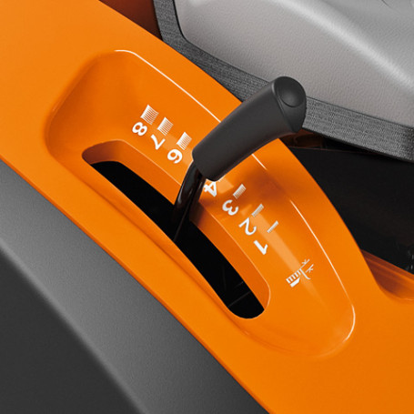 Садовый трактор STIHL RT 6127 ZL в Санкт-Петербурге