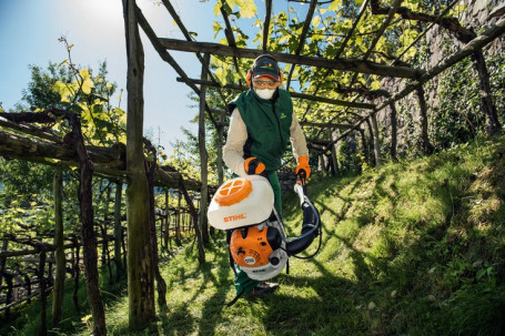 Опрыскиватель STIHL SR 200 D 42410112603 в Санкт-Петербурге