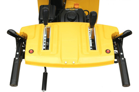 Бензиновая снегоуборочная машина DENZEL SBM 610S PRO в Санкт-Петербурге