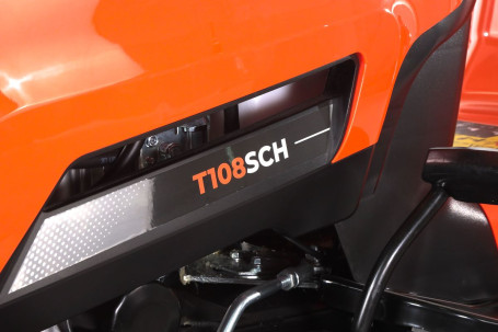 Садовый трактор YARD FOX T 108SCH в Санкт-Петербурге
