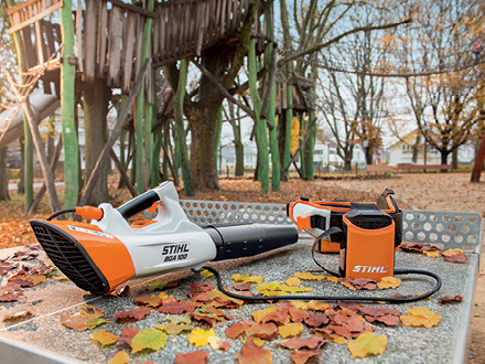 Воздуходувка аккумуляторная STIHL BGA 100 с AR 3000 и AL 500 в Санкт-Петербурге
