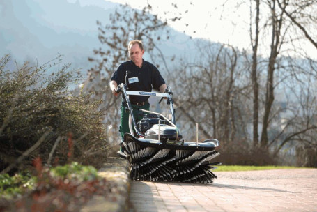 Подметально-уборочная машина TIELBUERGER TK58 Professional HYDRO (Honda GXV160) в Санкт-Петербурге