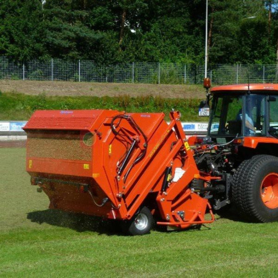 Машина для сбора травы Wiedenmann SUPER 500 в Санкт-Петербурге