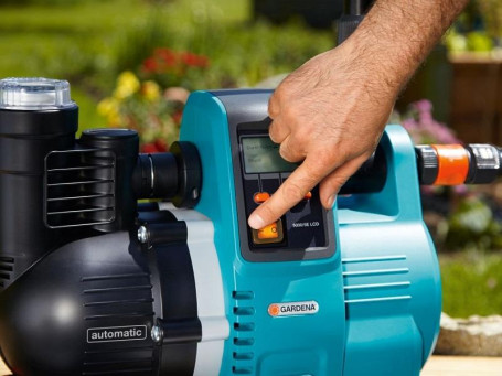 Насос напорный автоматический GARDENA 5000/5E LCD Comfort 01759 в Санкт-Петербурге