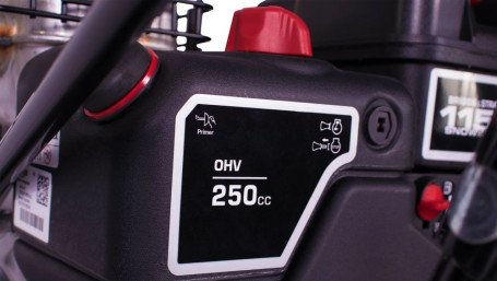 Снегоуборщик Champion ST861BS в Санкт-Петербурге