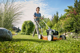 Газонокосилка STIHL RM 2 R бензиновая мульчирующая