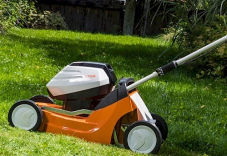 Газонокосилка аккумуляторная Stihl RМА 448.0 TC без аккумулятора и з/у в Санкт-Петербурге