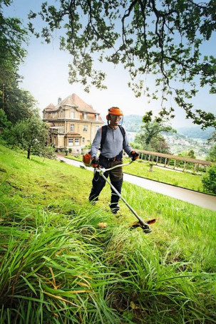 Мотокоса-кусторез STIHL FS 490 C-EM K в Санкт-Петербурге