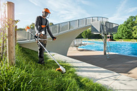 Мотокоса аккумуляторная STIHL FSA 90 с GSB 260-2, AP 300 и AL 300
